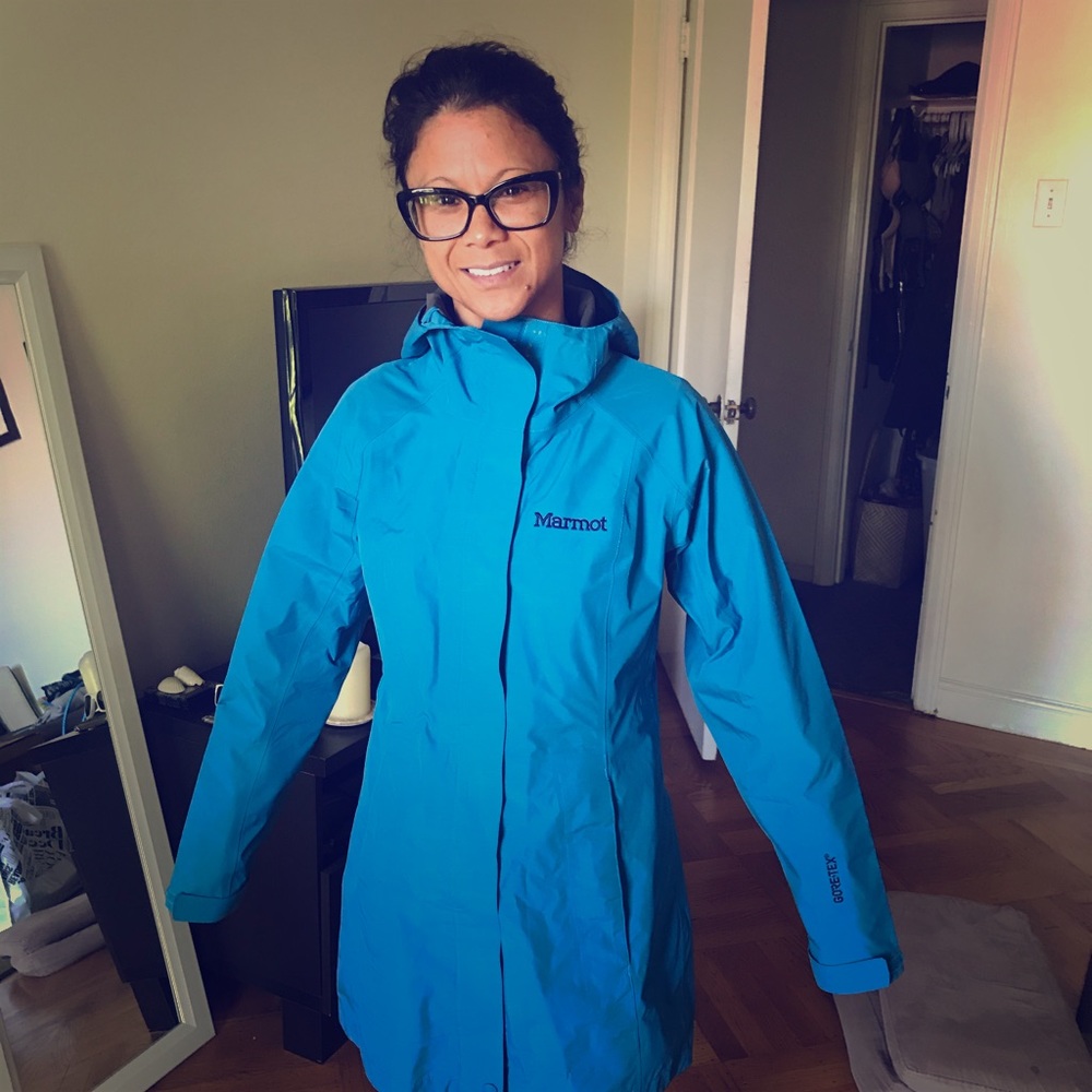 Women’s Marmot Gore-Tex Shell..XS